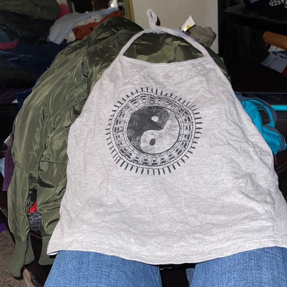 Tillys top